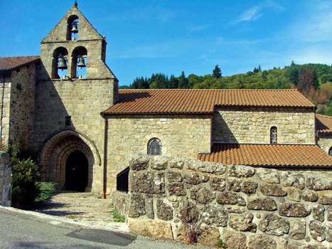 Eglise de Mariac du XIIème siècle